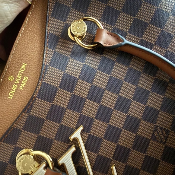 Faux LV Riverside - Picture 5 of 5